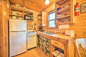 'cedar Falls Cabin 5': 1/2 Mile to Turner Falls