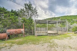 'cedar Falls Cabin 5': 1/2 Mile to Turner Falls