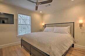 Updated & Modern House < 1 Mi to Dtwn Bentonville!