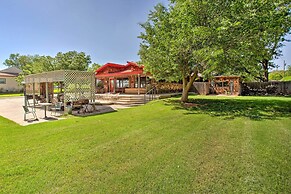 Rustic Home w/ Patio, 1 Mi to Sunset Beach!