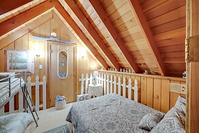 Mountain Top's Ponderosa Getaway Near Dome Rock!