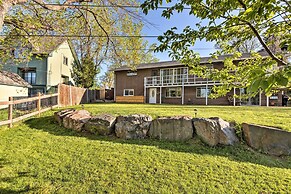 11 Mi to Denver Zoo: Lakewood Studio w/ Fire Pit!