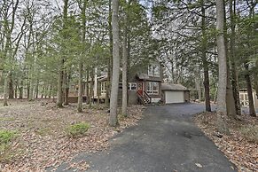 Blakeslee Hideaway w/ Lake Access: 3 Mi to Ski!