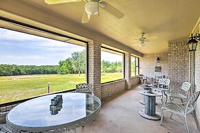 Charming Cameron Farm Retreat ~ 41 Mi to Tamu