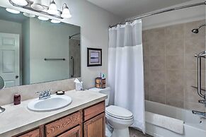 Charming Cameron Farm Retreat ~ 41 Mi to Tamu