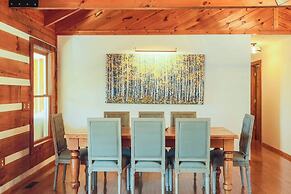 Family Home w/ Porch & Center Hill Lake Views!