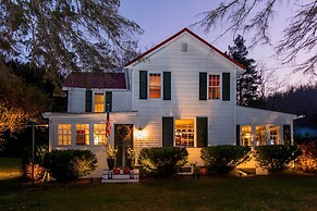 3-acre Lodge w/ Snowmobile & Four-wheeling Trails