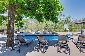 Updated Three Rivers Vacation Rental w/ Gas Grill