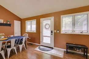 Spacious Mcgaheysville Home: Hot Tub & Pool Table!