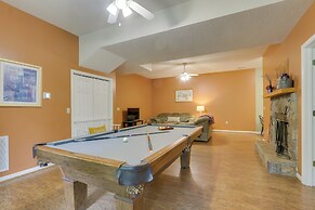 Spacious Mcgaheysville Home: Hot Tub & Pool Table!