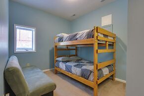 Spacious Mcgaheysville Home: Hot Tub & Pool Table!