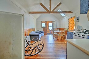 Lakefront Rumney Retreat w/ Shared Dock & Beach!