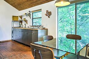Chic East Austin Studio Bungalow w/ Spacious Yard!