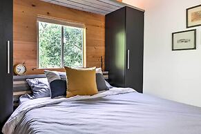 Chic East Austin Studio Bungalow w/ Spacious Yard!