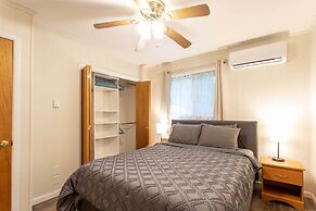 Cozy Poconos Ranch Home w/ Pool Access, Near Lake!