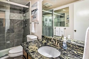 Sunset-view Resort Condo on Lake Hamilton!