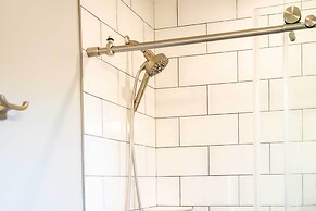 Golden Cottage Near Red Rocks & Denver!