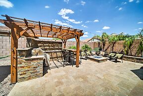 Surprise Home w/ Pool, Hot Tub & Putting Green