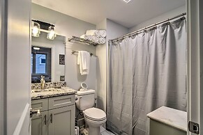 Centrally Located Traverse City Condo 1 Mi to Bay