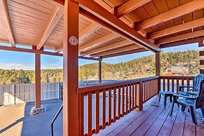 Pet-friendly Cloudcroft Cabin: Walk to Shop, Food