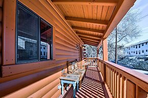 Pet-friendly Cloudcroft Cabin: Walk to Shop, Food