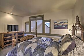 Ski-in/ski-out Condo w/ Hot Tub & Mtn Views!