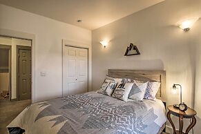 Ski-in/ski-out Condo w/ Hot Tub & Mtn Views!