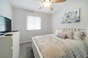 North Phoenix Home w/ Pool ~ 18 Mi to Downtown!