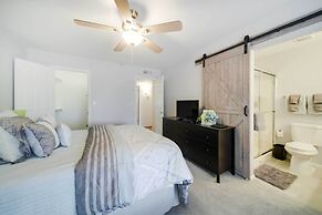 North Phoenix Home w/ Pool ~ 18 Mi to Downtown!