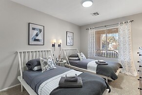 Maricopa Home <1 Mile to The Duke Golf Course!