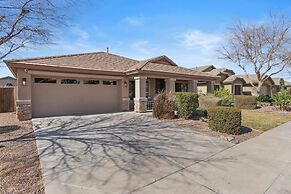 Maricopa Home <1 Mile to The Duke Golf Course!