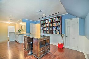 Spacious Houston Home, Day Trip to Galveston!