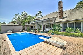 Spacious Houston Home, Day Trip to Galveston!