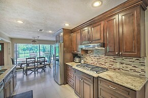Spacious Houston Home, Day Trip to Galveston!