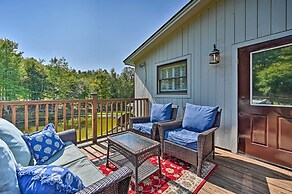 Cozy Apt w/ Hot Tub & Deck, 10 Mi to Stowe Resort!