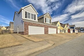 Modern Afton Townhome - Walk to Grand Lake!
