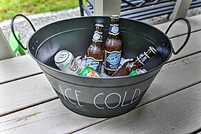 Lake & Pool Access: Home Near Tobyhanna State Park