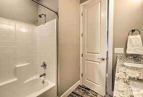 Family Home w/ Deck, 3 Mi to Downtown Flagstaff!