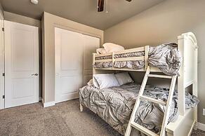 Family Home w/ Deck, 3 Mi to Downtown Flagstaff!