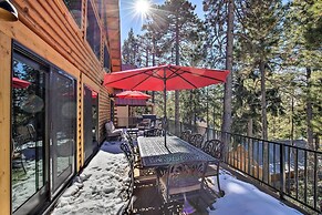 Luxury Mountain Cabin w/ Furnished Deck + Views!