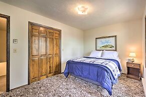 2 Mi to Grand Lake: Cabin w/ Fireplace & Library!