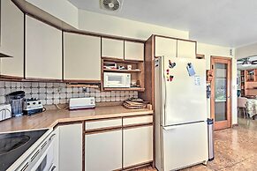 Riverfront Retreat ~ 4 Mi to Downtown Milwaukee!