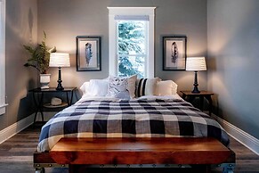 Contemporary Sheridan Home w/ Porch - Walk Dtwn