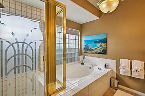 Pool/spa, Theater Room & Views: Palm Desert Home!