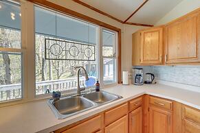 Mountaintop Mars Hill Cabin w/ Wraparound Deck!