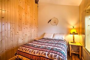 Cabin Near River - Treehouse Masters Stayed Here!