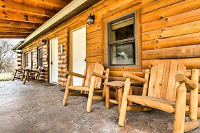 Cabin Near River - Treehouse Masters Stayed Here!
