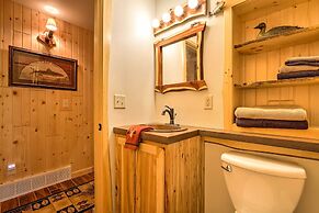 Cabin Near River - Treehouse Masters Stayed Here!