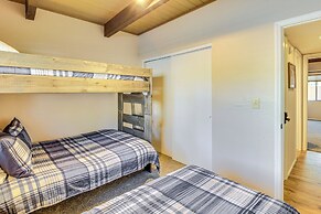 7 Mi to Rainbow Lake: Pinetop Condo w/ Patio!