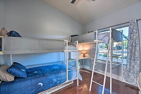 6 Mi to Downtown: Condo w/ Patio in Tempe!